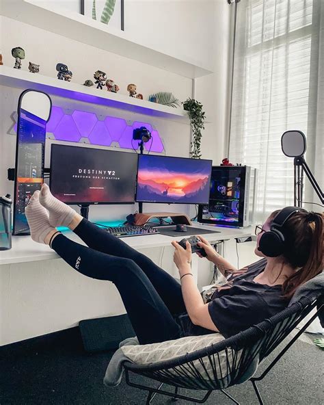 40 Gaming Setups That We Really Like