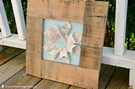 DIY Pallet & Book Page Art ⋆ Real Housemoms