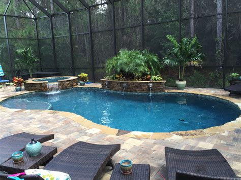 Custom Pool, spa, screen enclosure by Poolside Designs | Backyard pool ...