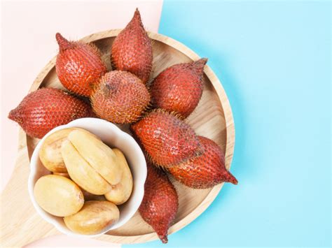 Nutrition Facts & Health Benefits of Salak (Snake Fruit) | Organic Facts