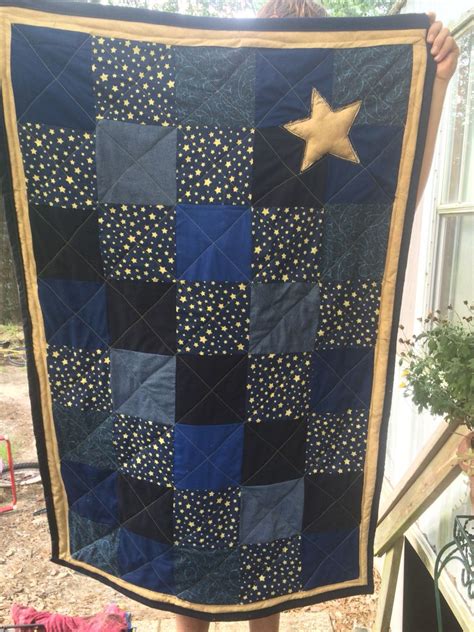 My first quilt, a twinkle little star theme for my nephew!! | Quilts, Twinkle little star, Home