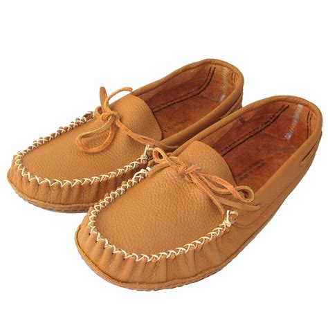 Men's Wide Width Soft Sole Leather Moccasins | Leather moccasins, Moccasins, Mens moccasin slippers