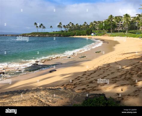 Beautiful Kapalua Bay Beach on the Hawaiian island of Maui Stock Photo - Alamy