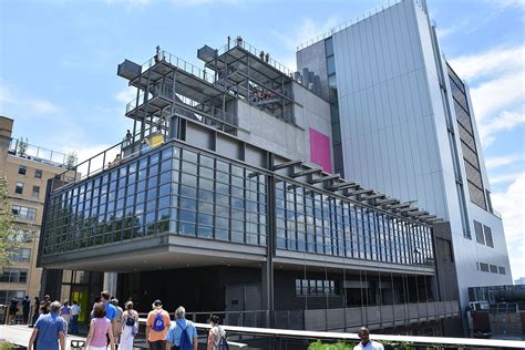 Whitney Museum of American Art - SMARTTRAVELERS