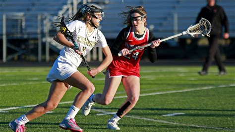 As Concussion Worries Rise, Girls’ Lacrosse Turns to Headgear - The New ...