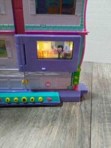 Mattel Pixel Chix Roomies Mansion Apartments interactive House 2006 ...