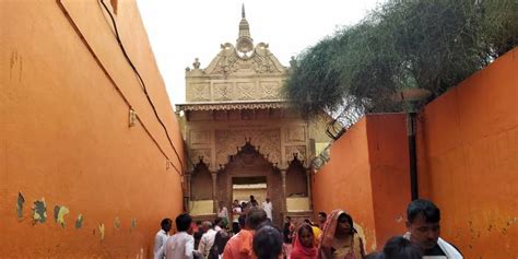 How To Reach Nidhivan Vrindavan - Complete Travel Guide