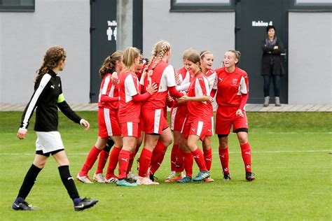 Fussball Tirol: U14 Mädchen feiern zweiten Sieg - Kufstein