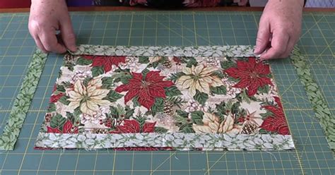 Easy Christmas Place Mats Tutorial - From Start to Finish - Alanda Craft