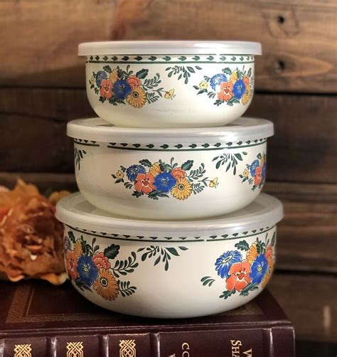 Vintage Enamel Nesting Bowls with Lids Set of 3 White Blue Mixing Food Storage | collectibles in ...