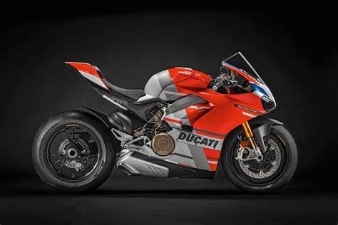 DUCATI V4 SPECIALE (2018-on) Review | Specs & Prices | MCN