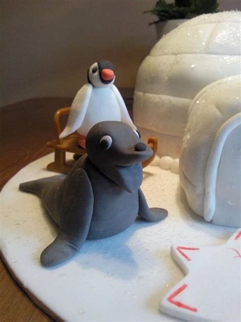 Pingu - Cake by The Buttercup Kitchen - CakesDecor