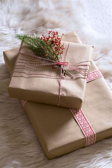 52 Gift Wrapping Ideas for Christmas - Easy Gift Wrapping Ideas