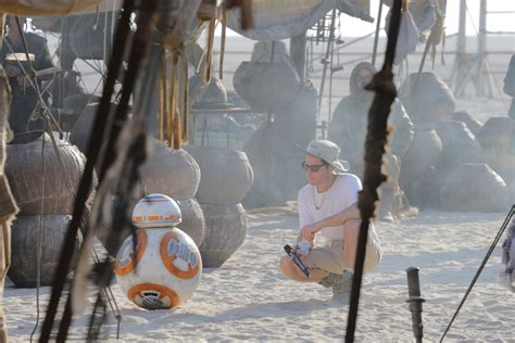 New, Behind-the-Scenes Star Wars Photos | The Escapist