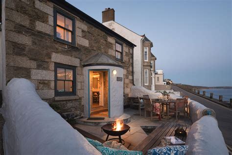 Dog-Friendly Holiday Cottages in Cornwall I Cool Places