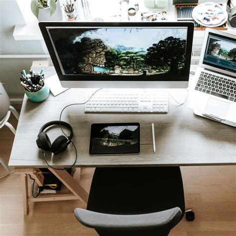 13 Work-From-Home Setup Ideas for a More Productive 2023