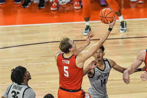 Clemson Men's Basketball: Tigers face Loyola Chicago in Atlanta