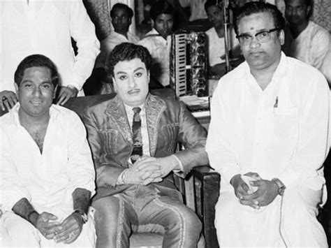 அவனுக்கென்ன தூங்கிவிட்டான்... அகப்பட்டவன் நானல்லவா! | MGR Kannadasan ...