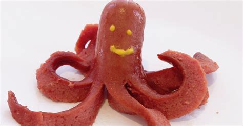 How To Make An Octopus Hot Dog, The Freakiest Hot Dog You'll Ever See ...