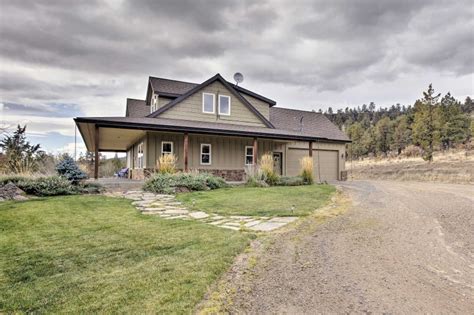 NEW! 3BR Terrebonne House on a 15-Acre Vineyard! UPDATED 2017 - TripAdvisor - Terrebonne ...