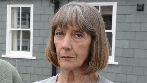 Doc Martin’s Eileen Atkins Wishes Aunt Ruth Was Ruder - VisionTV