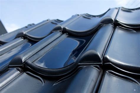 Solar roof tile: the elegant source of power - FlexSol Solutions