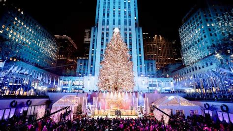 Rockefeller Christmas tree 2021 illuminated | FOX 5 New York