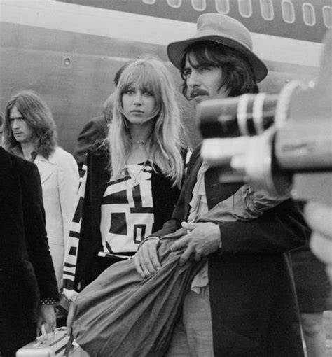 Beatles Archive on Twitter | Beatles girl, Pattie boyd, George harrison ...