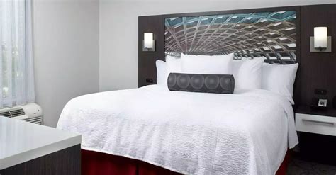 Cambria Hotel Washington, D.C. Convention Center, Washington D.C - Book Day Rooms | HotelsByDay