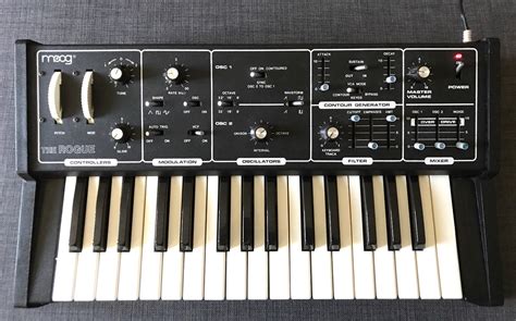 MATRIXSYNTH: Moog Rogue Vintage Synthesizer SN 6192