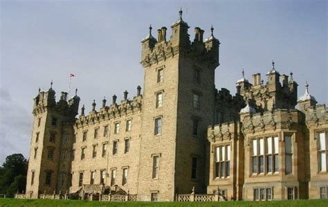 Floors Castle - Britain's Castles