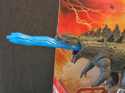 The Toyseum: LEGENDARY GODZILLA 2014 - Atomic Roar Godzilla Review