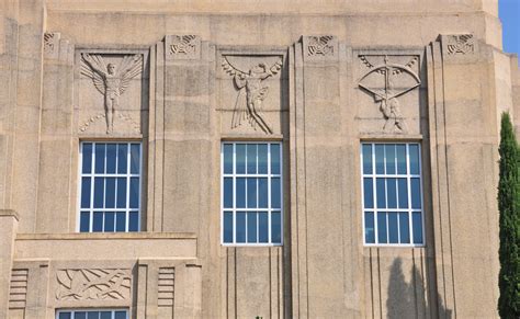 New Orleans Art Deco & Streamline Moderne Buildings | RoadsideArchitecture.com