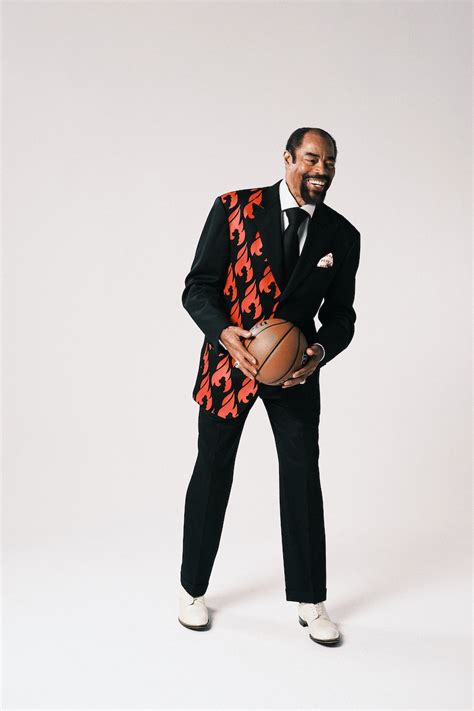 Walt Frazier Suits Up in the Style of 3 NYC Eateries for DoorDash ...