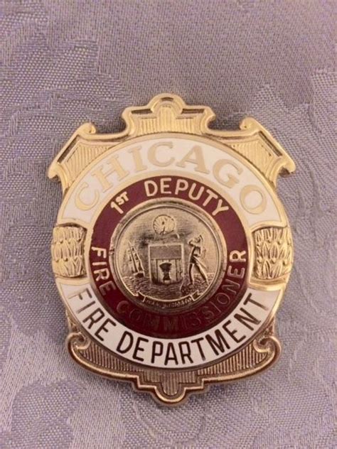 CHICAGO FIRE DEPARTMENT BADGE DEPUTY FIRE COMMISSIONER CFD BLACKINGTON ...