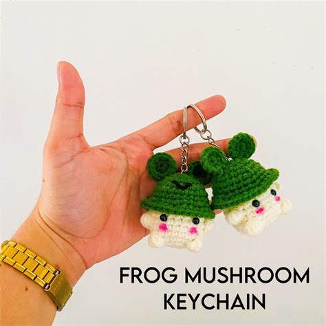 Handmade crochet Keychains, Hobbies & Toys, Stationary & Craft, Handmade Craft on Carousell