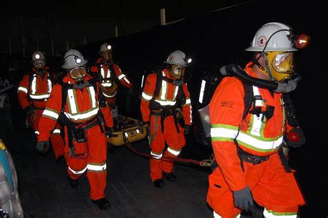 Mining safety report with new heat stress standard released in Ontario | Workplace Safety North