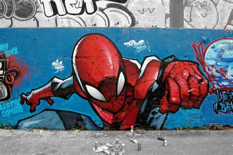 Amazingly spectacular Spider-Man piece | Street art graffiti, Art, Graffiti