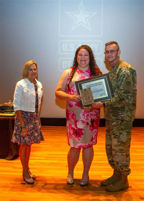 DVIDS - Images - U.S. Army Central Volunteer Award Ceremony [Image 17 ...