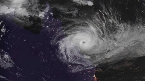 Cyclone Debbie Largest Storm to hit Queensland since 2011 – Climate State