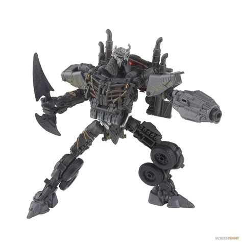 Transformers: Rise of The Beasts Scourge Toy First Look Photos [EXCLUSIVE]