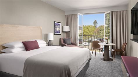 Hotel Rooms & Suites Santa Rosa | Hyatt Regency Sonoma Wine Country