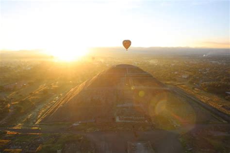 Teotihuacan Sunrise Stock Photos, Pictures & Royalty-Free Images - iStock