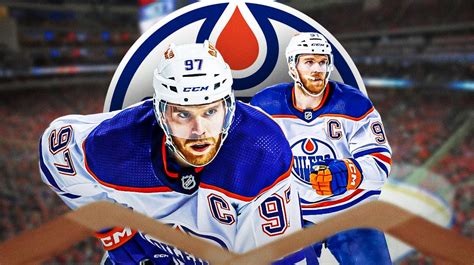 Oilers' Connor McDavid gets murky injury update as playoffs approach