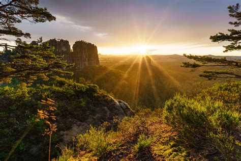 Download Mountain Horizon Nature Landscape Sun Sunbeam 4k Ultra HD ...