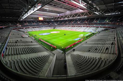 Decathlon Arena Stade Pierre Mauroy (Grand Stade Lille-Métropole ...