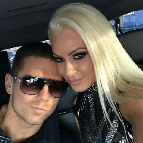 Watch Out, Nikki & John! The Miz & Maryse Expect a Win at WrestleMania | E! News