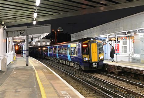 Southeastern unit | 377516 passing Brixton with the 2N60 185… | Flickr