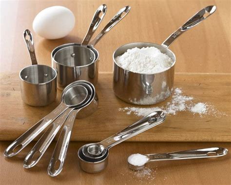 Seven Essential Baking Tools for Measurement