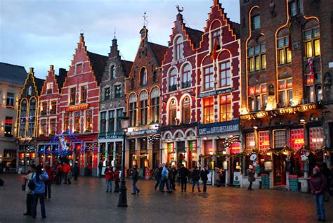 Bruges: Chocolate Box City | The Arbuturian